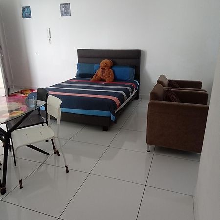 The Platino Paradigm Tv Netflix 3 Queenbeds Johor Bahru Extérieur photo